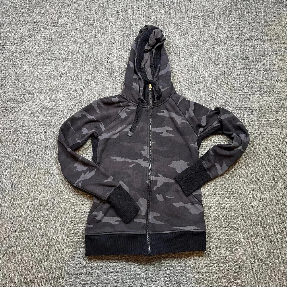 Athleta Triumph Full Zip Camo Hoodie Sweatshirt Women's Size Small Thumb Holes